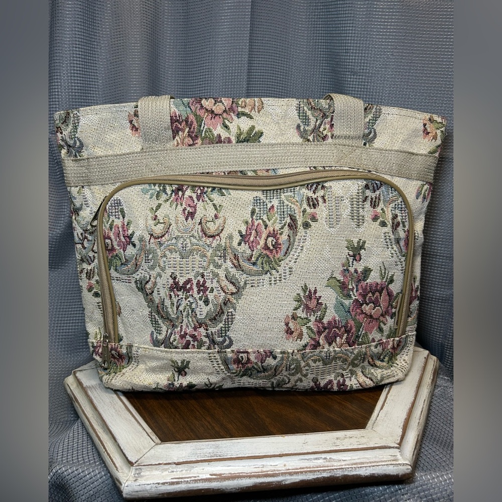 Retro Floral Tapestry Weekender Bag